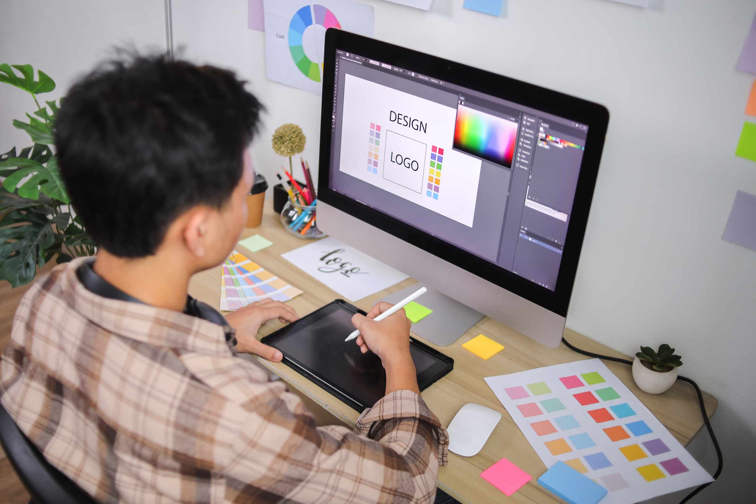 How to Select a Small Color Palette Without Cluttering Your Canvas